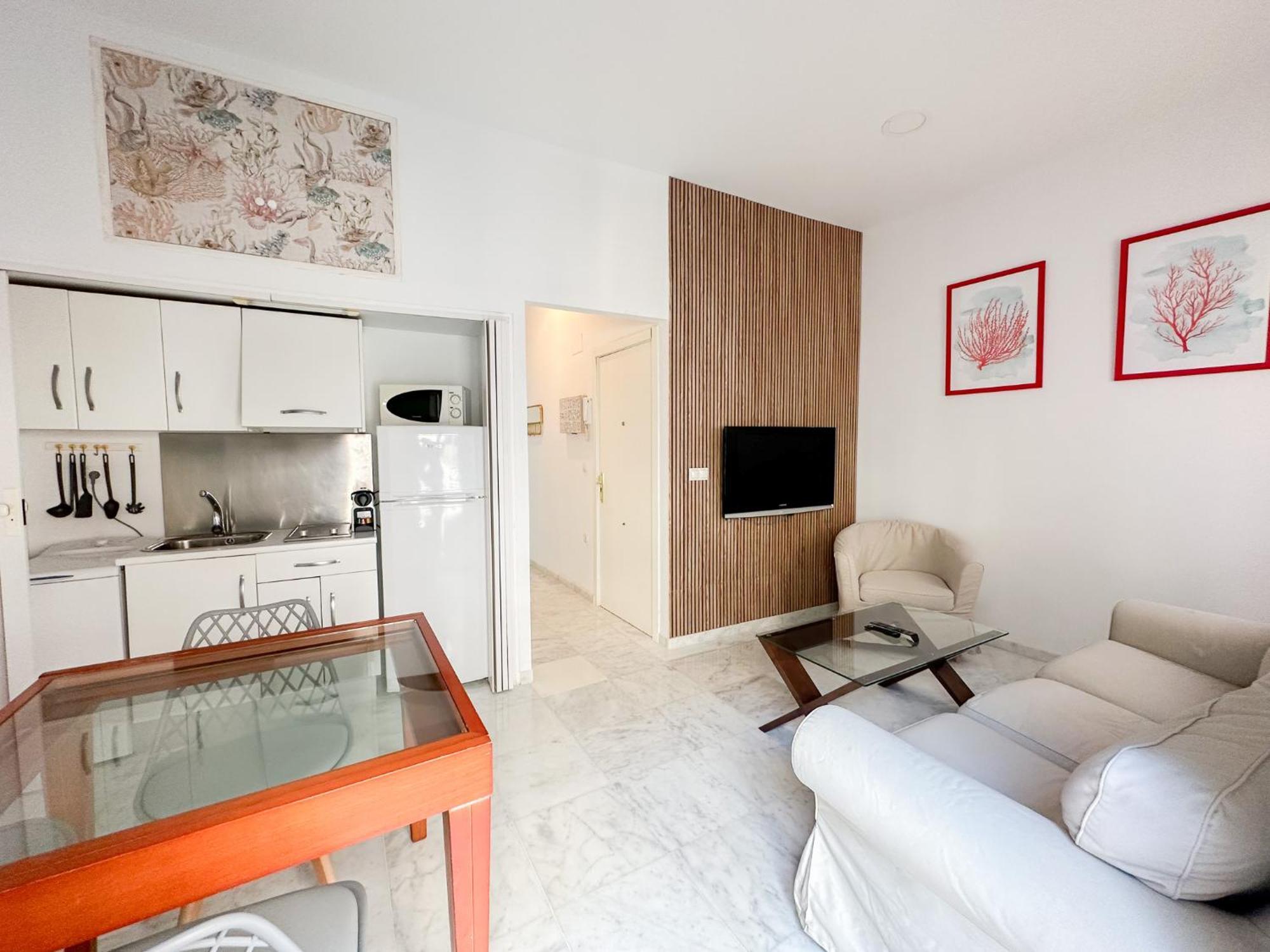 Central Cozy Budget 2Br Apt With Ac, 1 Bath, Private Parking Opt Séville Extérieur photo